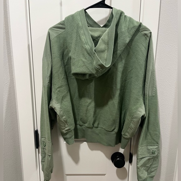 Free People Movement Cropped High Waisted “All The Way” Set - Picture 2 of 8